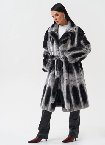 Шуба из меха кролика с английским воротником фото