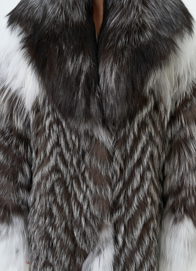 Шуба из меха чернобурой лисы модель № 32143 универмаг малина