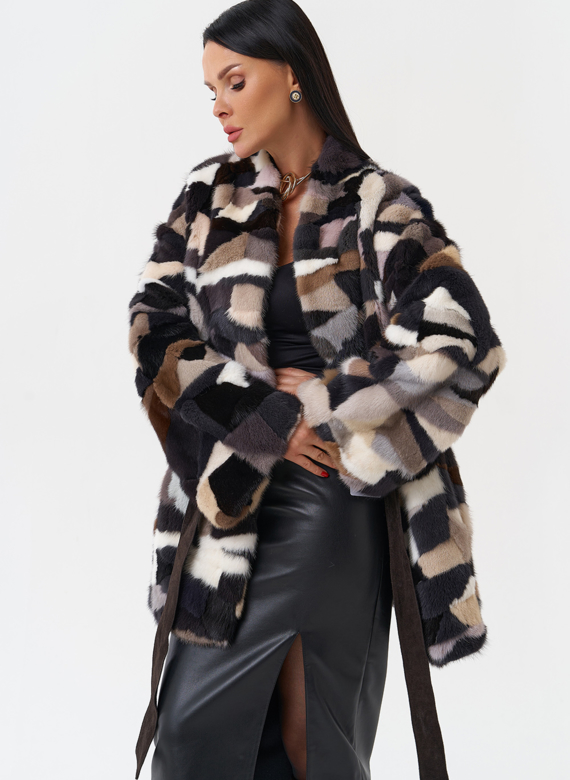 Шуба из меха норки с поясом