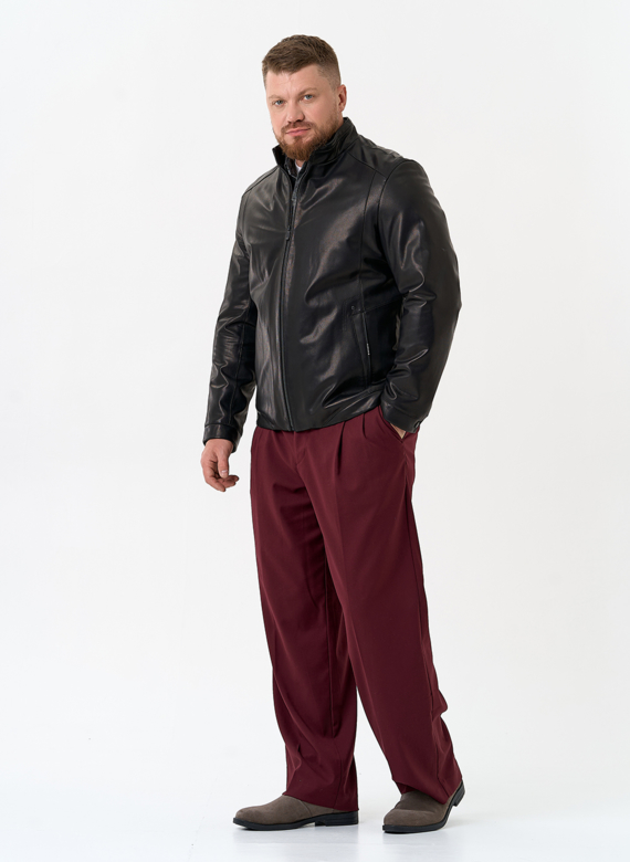 Мужская куртка из натуральной кожи черного цвета