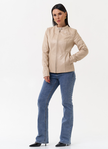 Светлая кожаная куртка