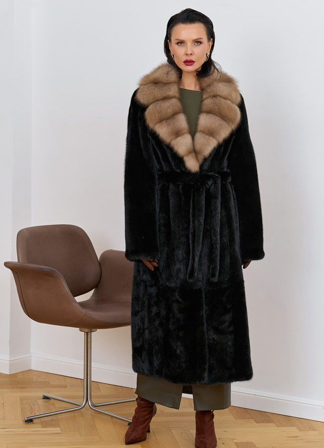 Шуба из меха норки с воротником из меха куницы модель № 31730 меха малина