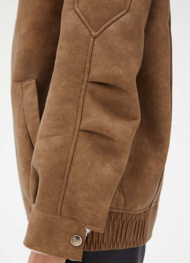 Женская дубленка из эко кожи с воротником стойкой модель № 32024 универмаг малина