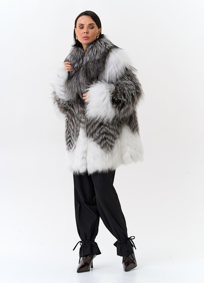 Шуба из меха чернобурой лисы модель № 32142 универмаг малина