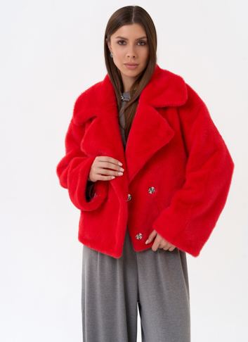 Куртка женская из эко меха в красном цвете