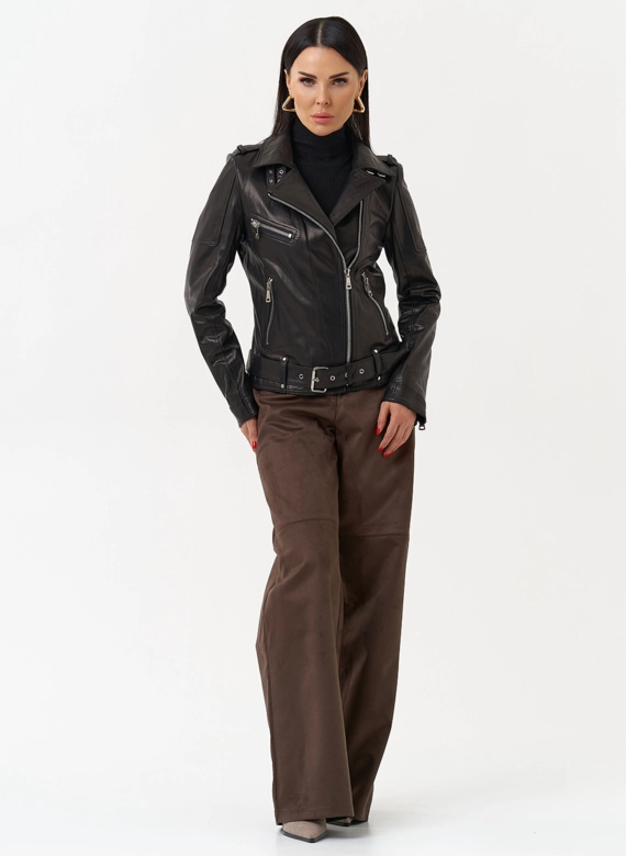 Женская куртка - косуха черного цвета  фото