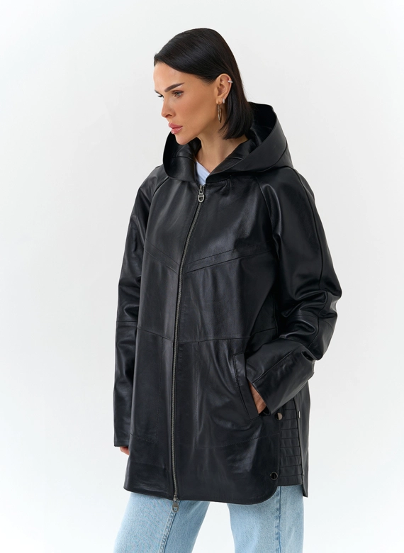 Женская куртка из натуральной кожи с капюшоном
