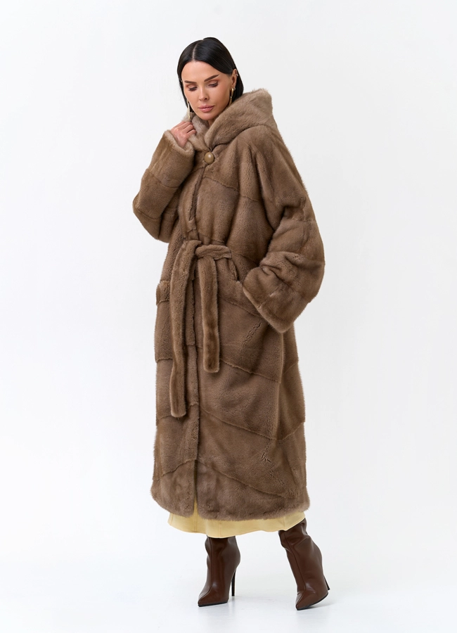 Шуба из меха норки с капюшоном модель № 31352 универмаг малина