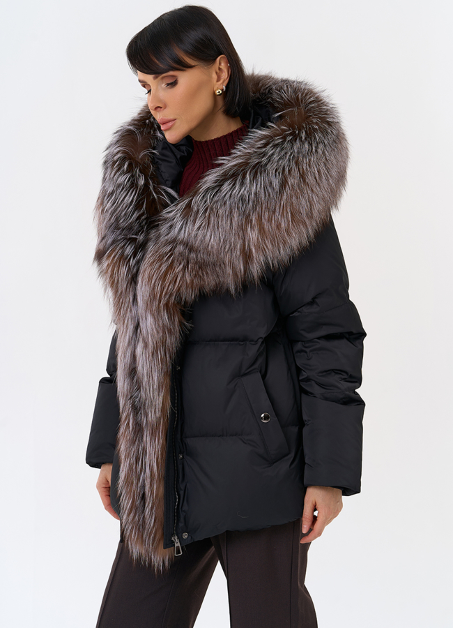 Женский пуховик с отделкой из меха блюфрост модель № 29488 универмаг малина