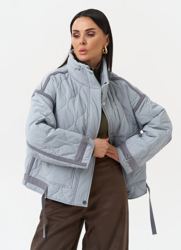 Короткая куртка с воротником стойкой