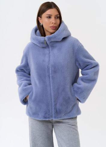 Женская куртка из эко меха с капюшоном