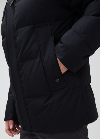 Мужской пуховик с капюшоном 