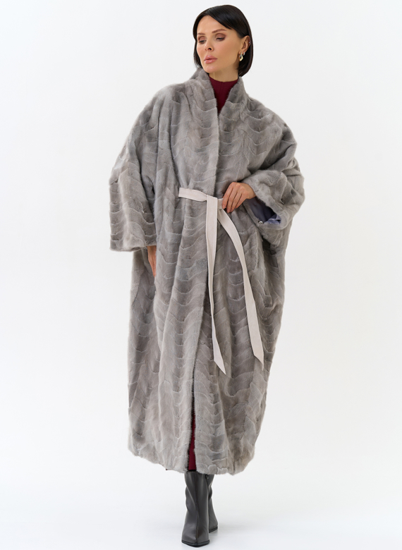 Шуба из меха норки с поясом